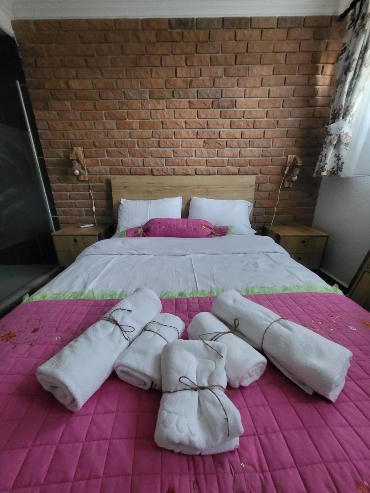 Adayel Bagevi & Butik Otel Бозджаада Номер фото